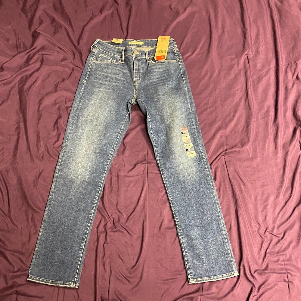 NWT Levi's Jeans